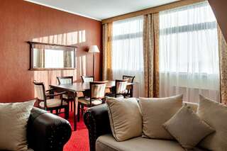 Курортные отели Grand Royal Hotel Conference & Spa Познань Президентский люкс-6